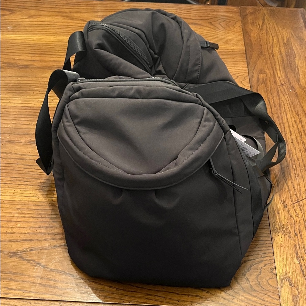 Joan & David 21” weekender duffle, NWT - Picture 3 of 15